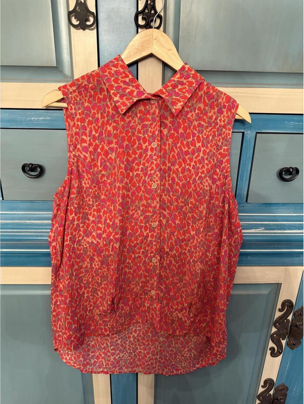 Cabi Sleeveless Button-Up Blouse Large